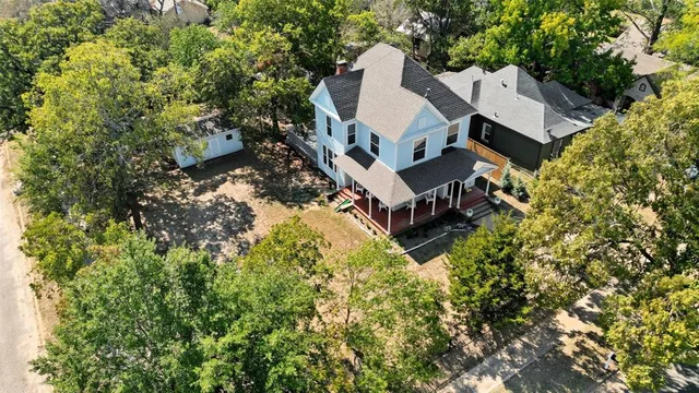 $525,000 | 704 West Hull Street, Denison, TX 75020