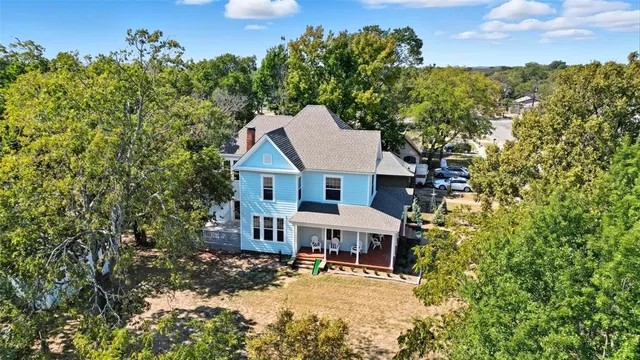 $525,000 | 704 West Hull Street, Denison, TX 75020