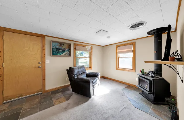 $1,950 | 306 Eubank Street, Novi, MI 48377