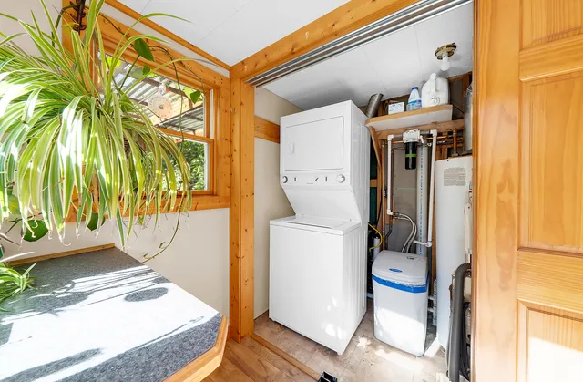 $1,950 | 306 Eubank Street, Novi, MI 48377