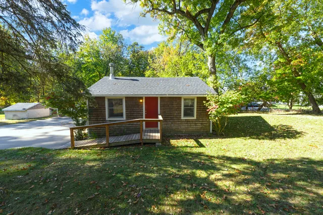 $1,950 | 306 Eubank Street, Novi, MI 48377