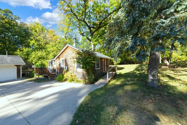 $1,950 | 306 Eubank Street, Novi, MI 48377