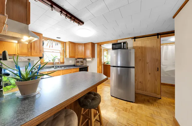 $1,950 | 306 Eubank Street, Novi, MI 48377