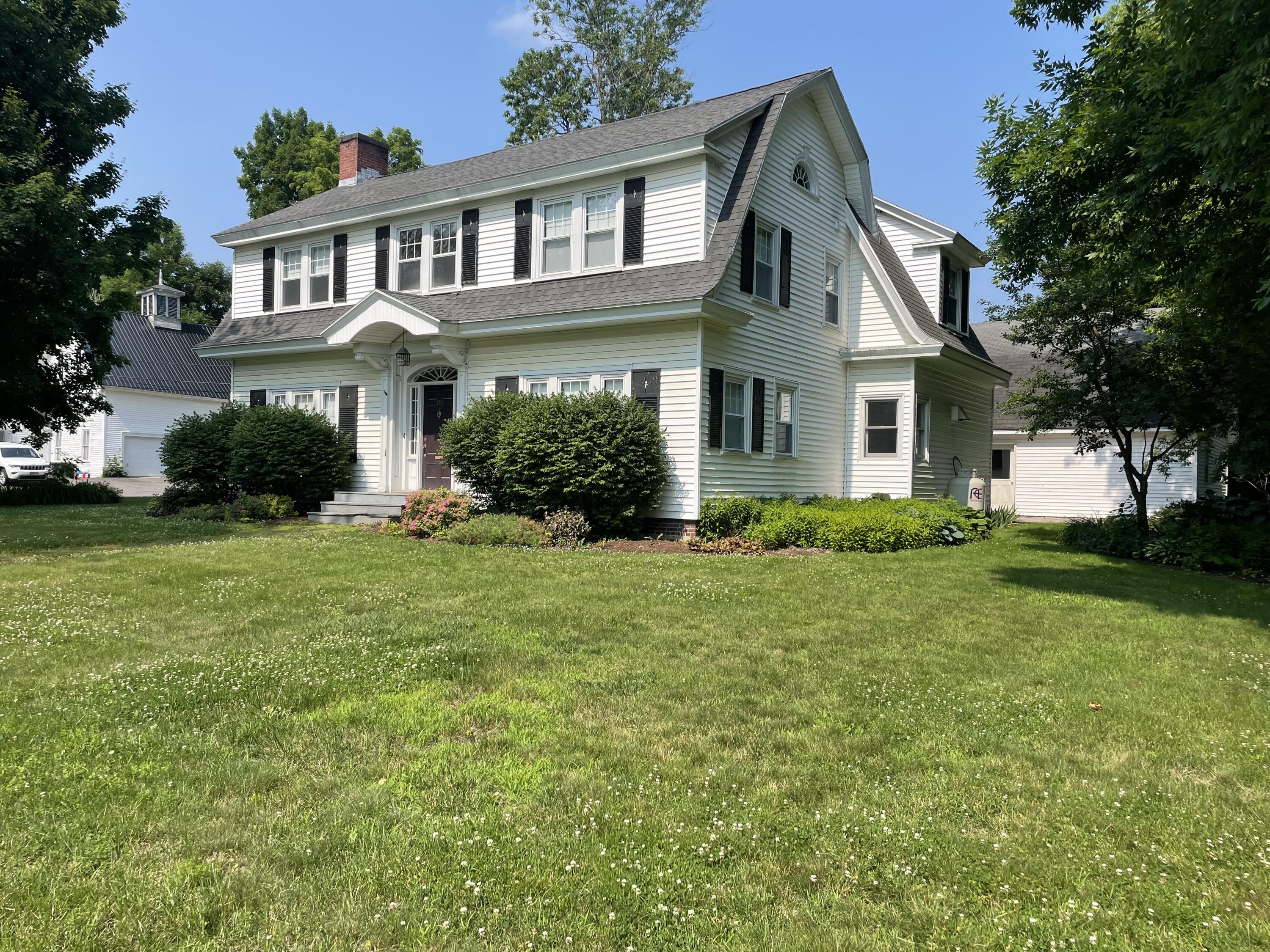 185 Main Street Pittsfield, ME 04967 - Photo 5 of 62 MCI PIC House new side view