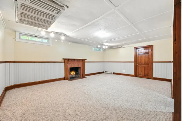 $530,000 | 185 Main Street, Pittsfield, ME 04967