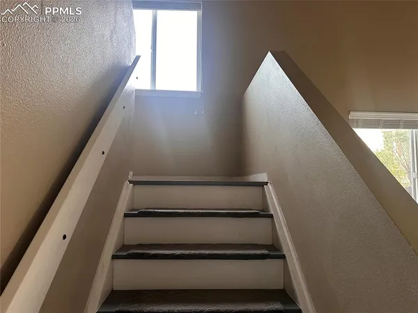 $400,000 | 628 Prairie Star Circle, Colorado Springs, CO 80916