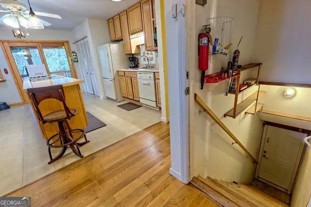 $795,000 | 7829 Dillard Road, Scaly Mountain, NC 28775