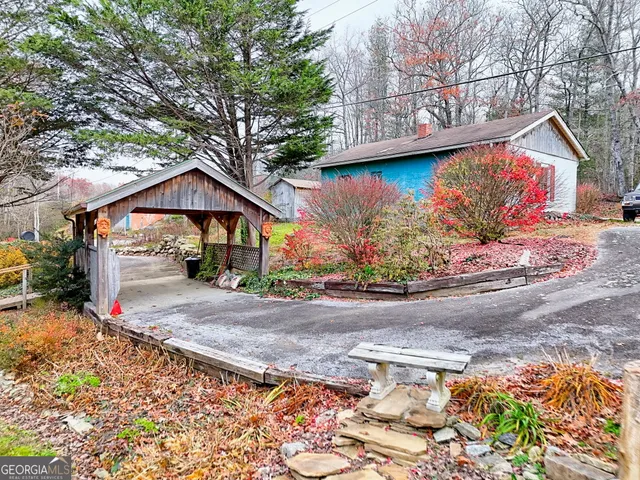 $795,000 | 7829 Dillard Road, Scaly Mountain, NC 28775