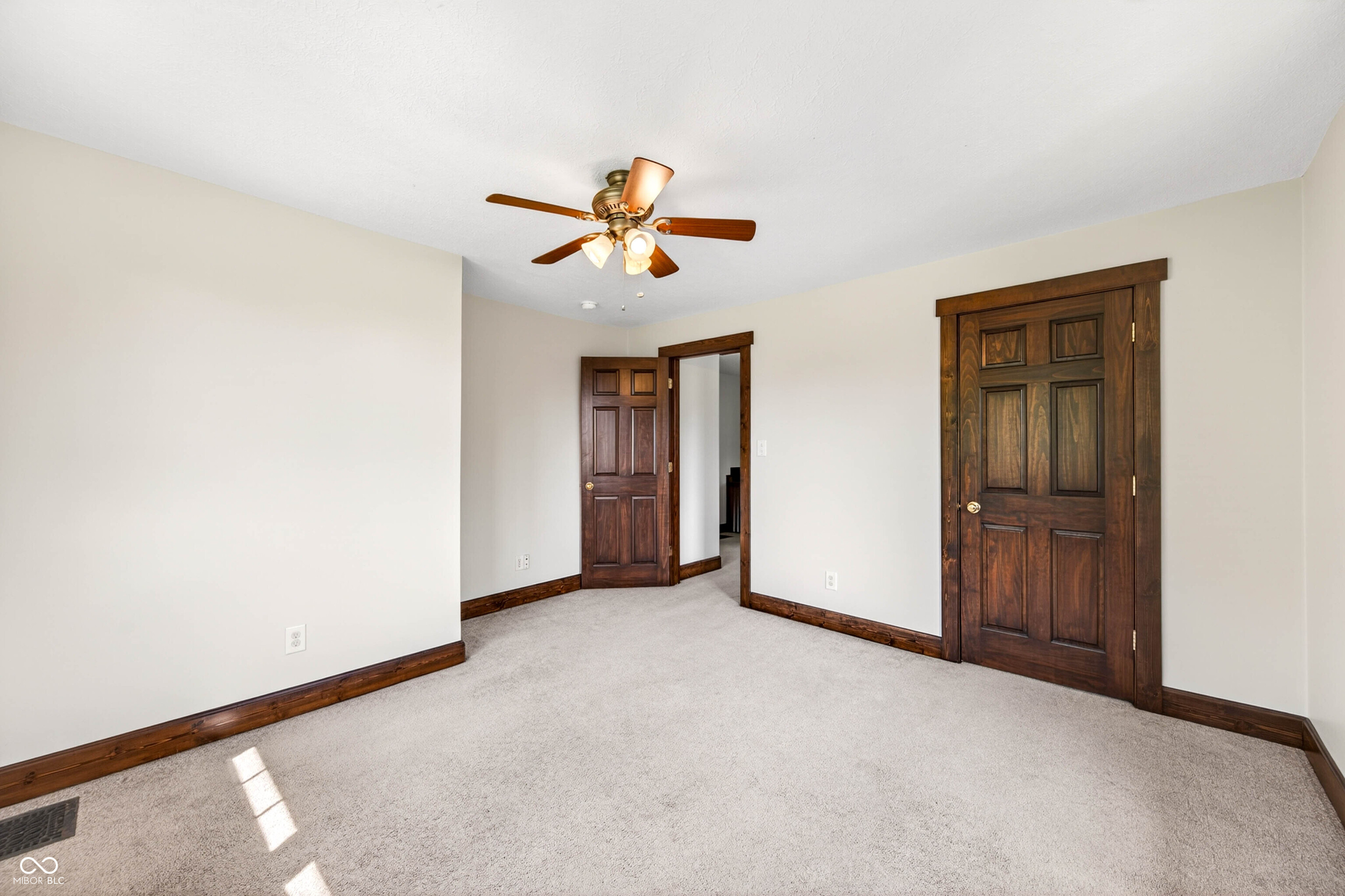 2115 Irwin Drive Columbus, IN 47201 - Photo 44 of 75