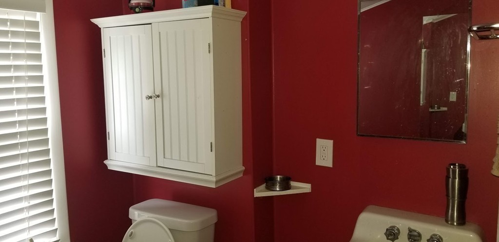 43 Sargon Street Springfield, MA 01104 - Photo 19 of 25 a bathroom with a toilet