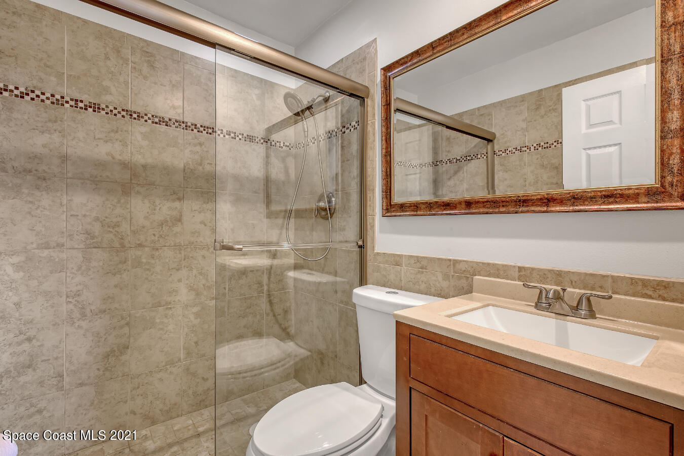 544 Edward Road Melbourne, FL 32904 - Photo 19 of 30 Bathroom 2