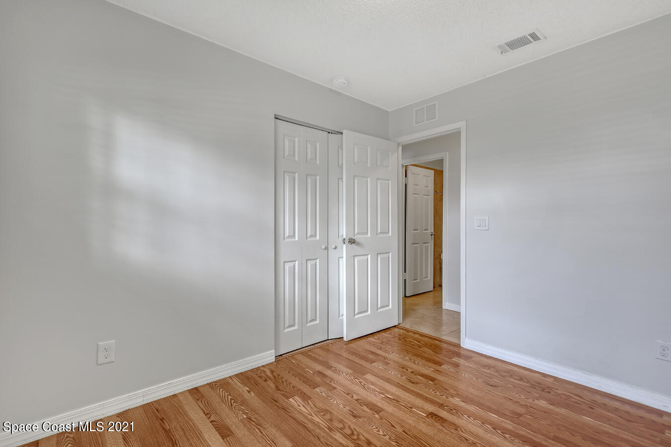 544 Edward Road Melbourne, FL 32904 - Photo 21 of 30 Bedroom 3