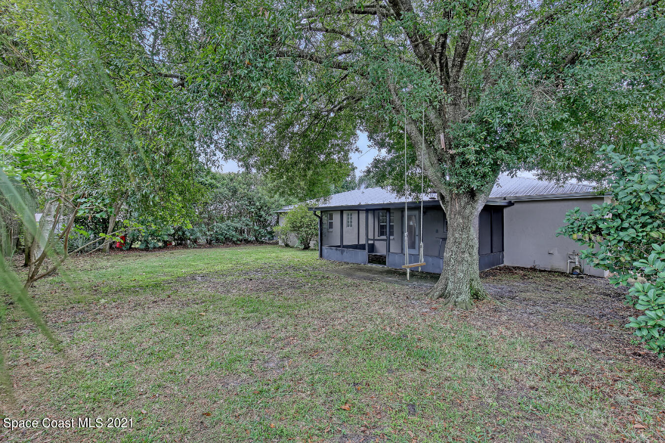 544 Edward Road Melbourne, FL 32904 - Photo 27 of 30 Backyard
