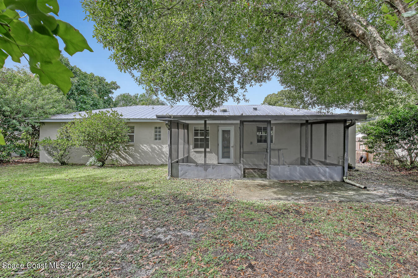 544 Edward Road Melbourne, FL 32904 - Photo 28 of 30 Backyard