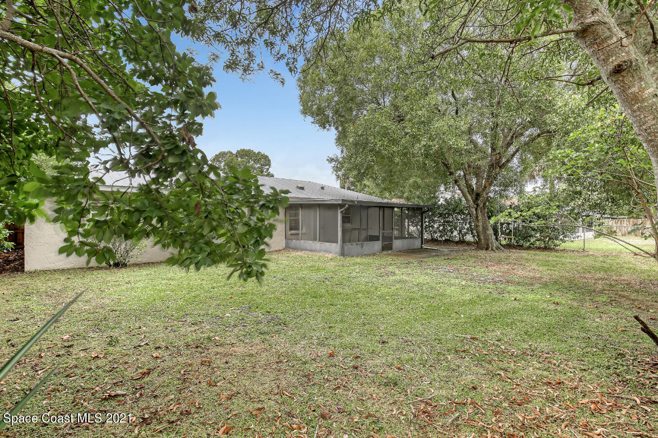 544 Edward Road Melbourne, FL 32904 - Photo 29 of 30 Backyard