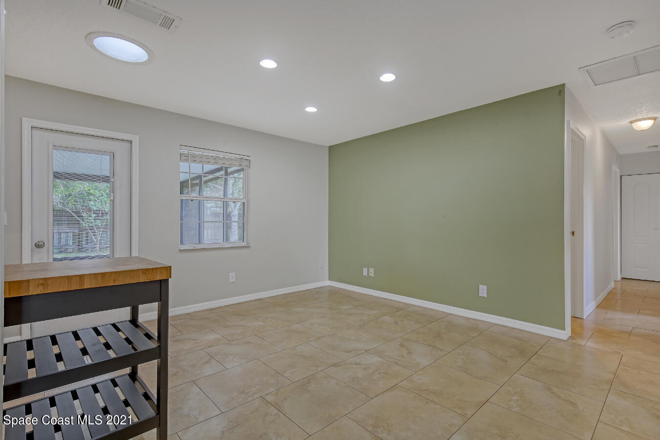 544 Edward Road Melbourne, FL 32904 - Photo 9 of 30 Dining Area