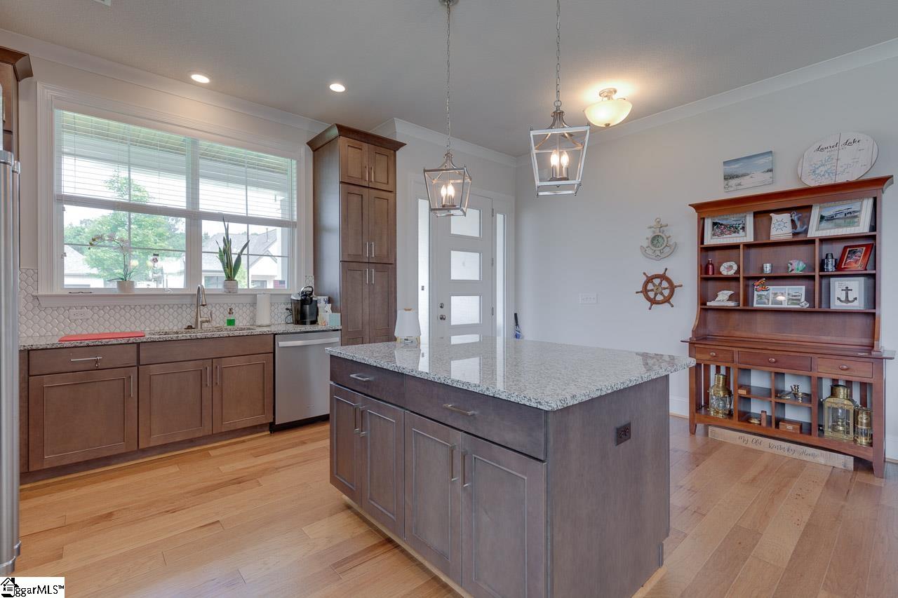 15 Ridan Road Mauldin, SC 29662 - Photo 8 of 36 Gallery Image 8