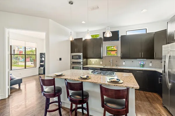 $678,000 | 2123 Albany Street, Dallas, TX 75201