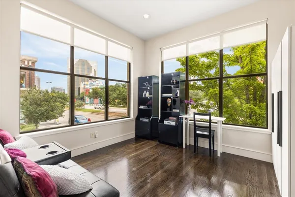 $678,000 | 2123 Albany Street, Dallas, TX 75201