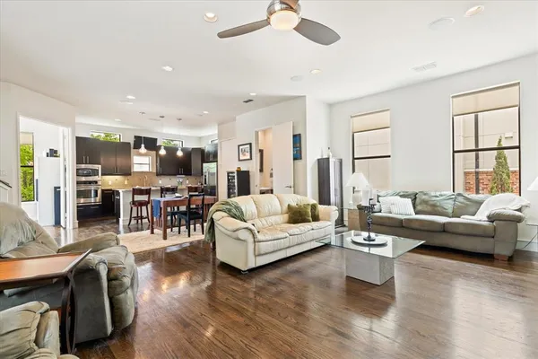 $678,000 | 2123 Albany Street, Dallas, TX 75201