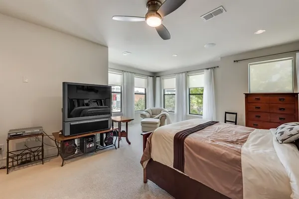 $678,000 | 2123 Albany Street, Dallas, TX 75201