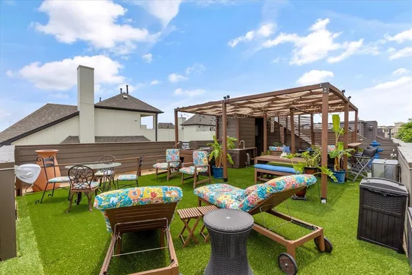 $678,000 | 2123 Albany Street, Dallas, TX 75201