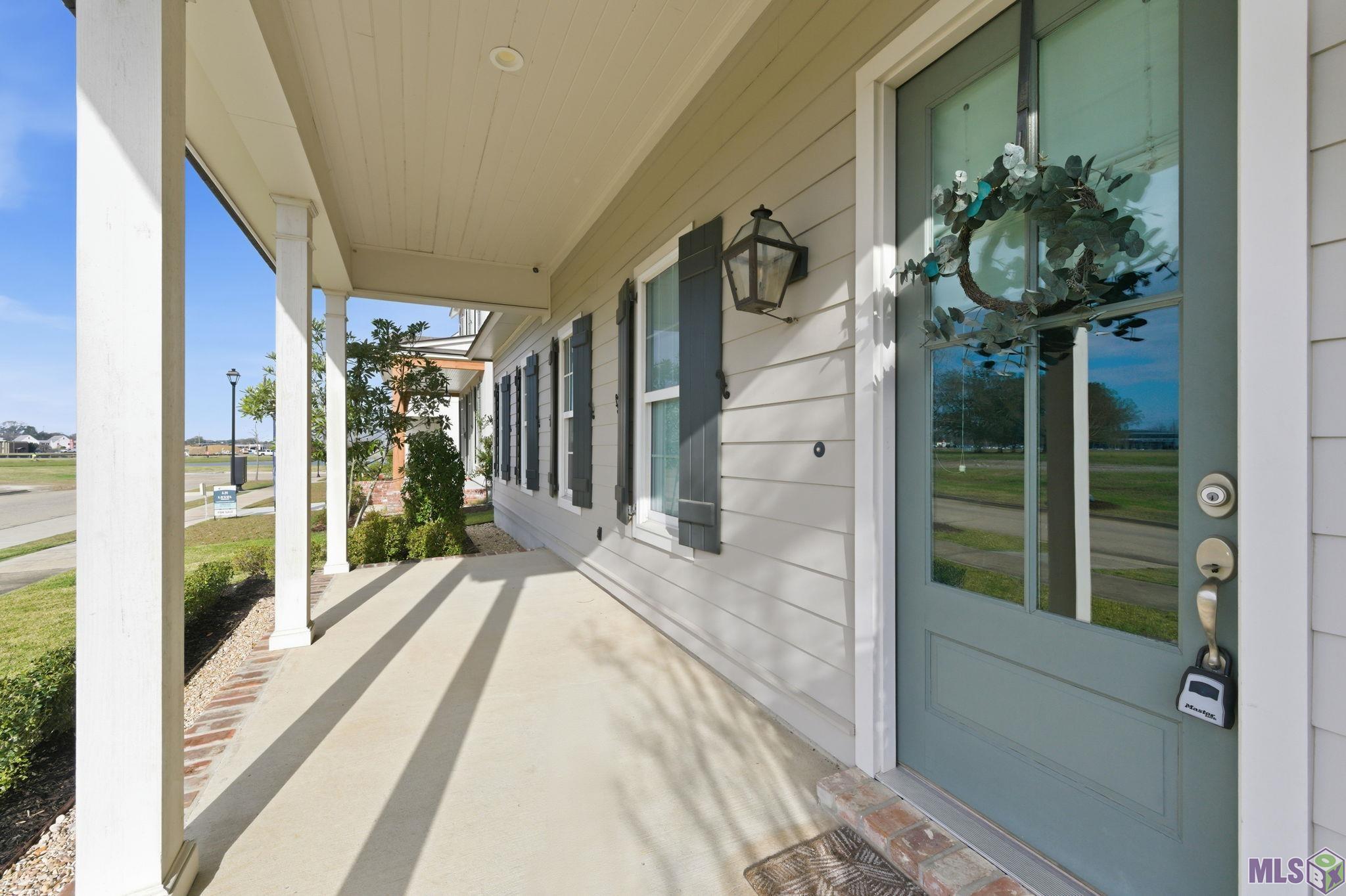 14021 Spalding Way Baton Rouge, LA 70817 - Photo 2 of 21 Gallery Image 2