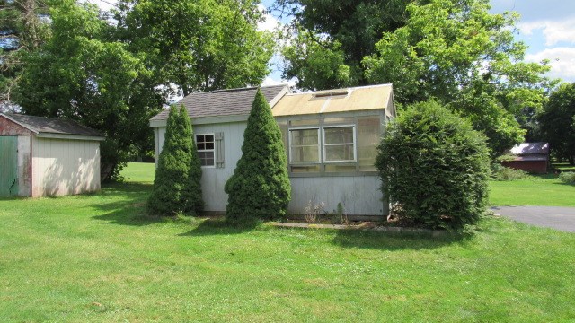 77 Leech Road Greenville, PA 16125 - Photo 11 of 40 Gallery Image 11