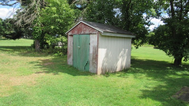 77 Leech Road Greenville, PA 16125 - Photo 13 of 40 Gallery Image 13