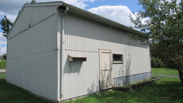 77 Leech Road Greenville, PA 16125 - Photo 6 of 40 Gallery Image 6