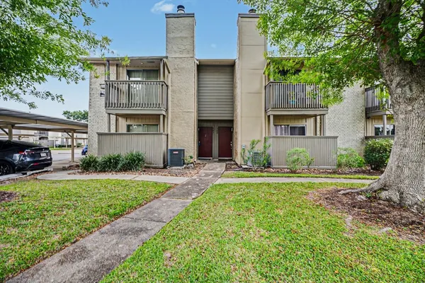 $135,000 | 1900 Bay Area Boulevard, Unit 163, Houston, TX 77058
