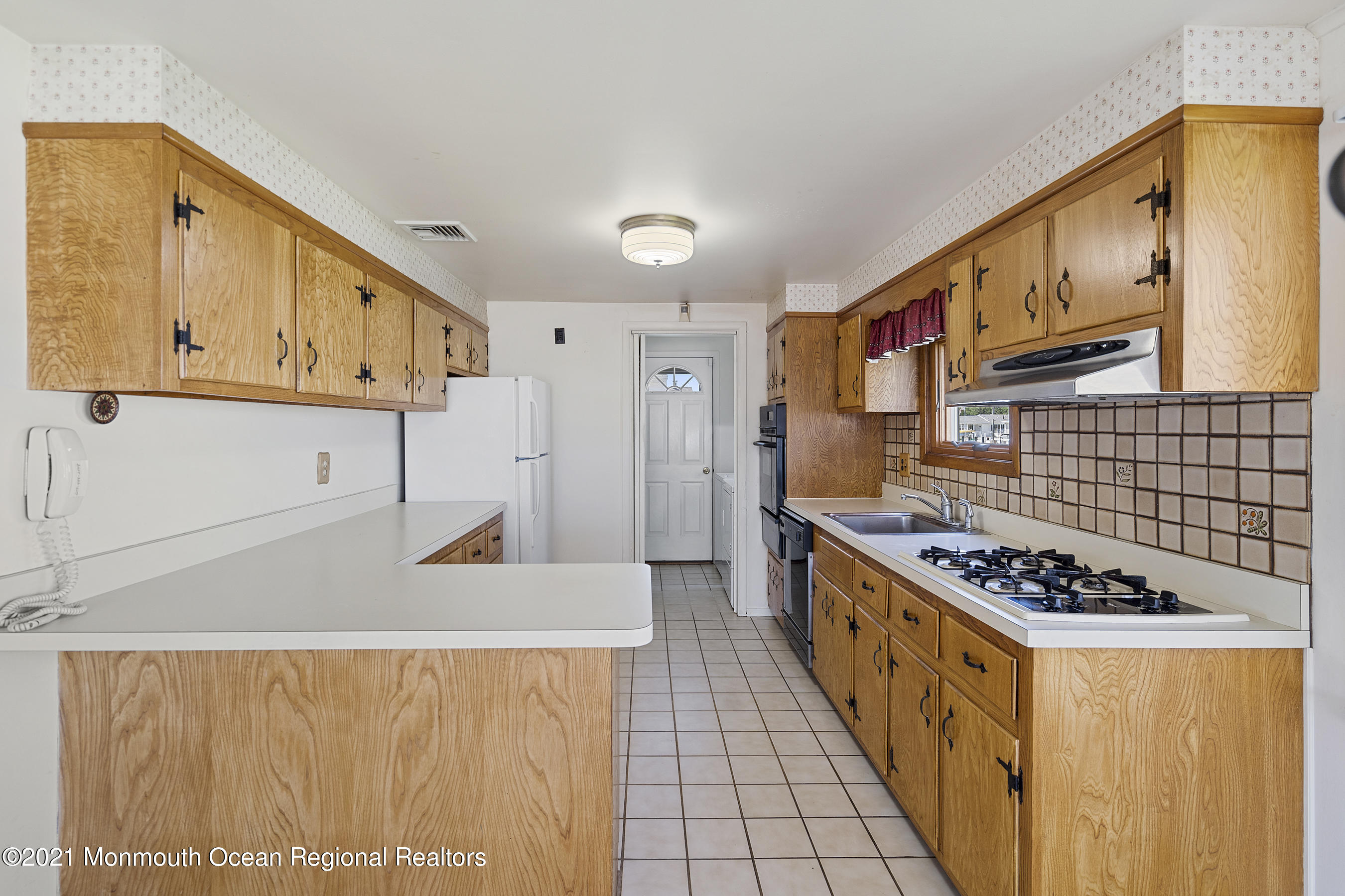 2 Cutlass Way Waretown, NJ 08758 - Photo 17 of 50 Kitchen