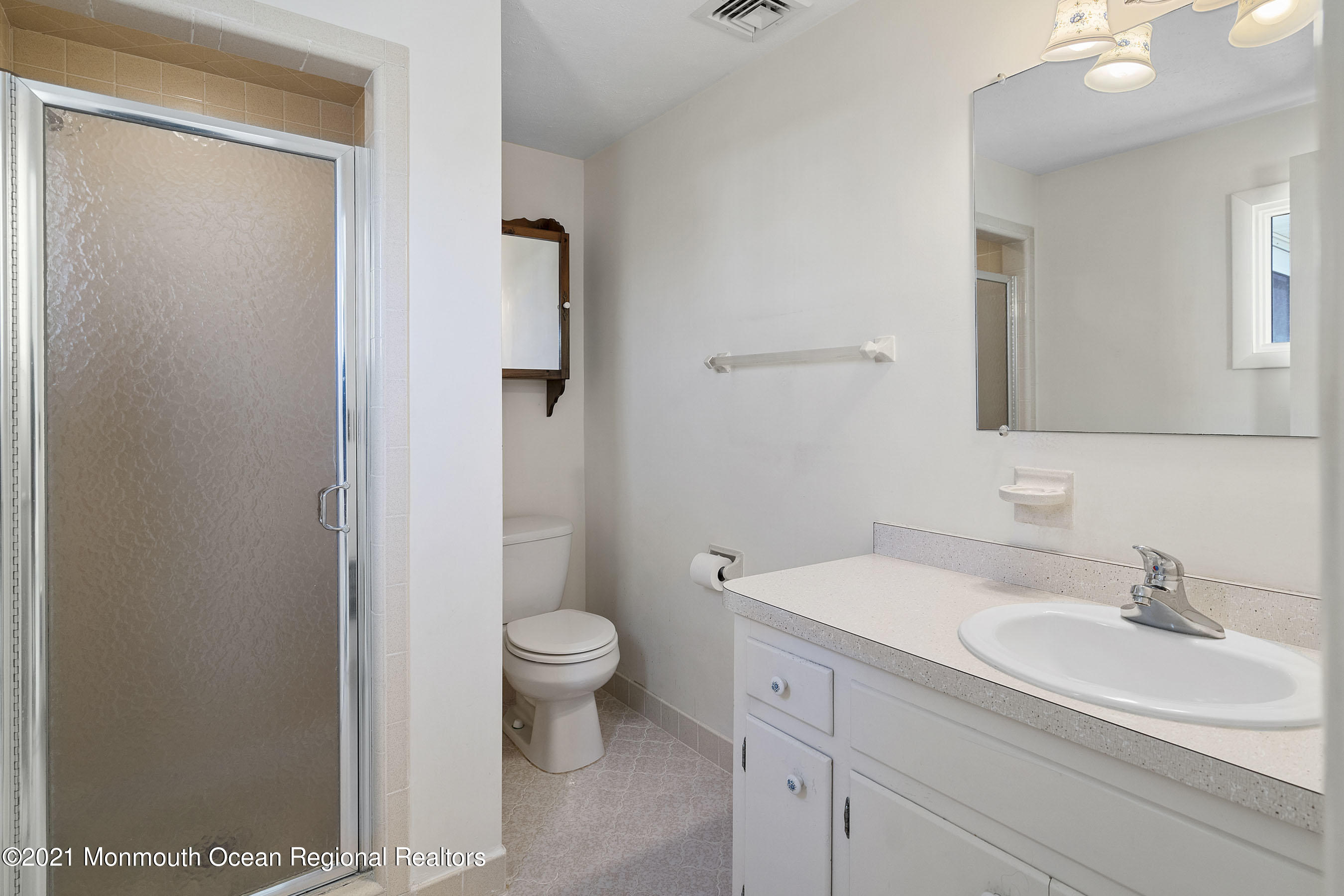 2 Cutlass Way Waretown, NJ 08758 - Photo 25 of 50 Primary bath