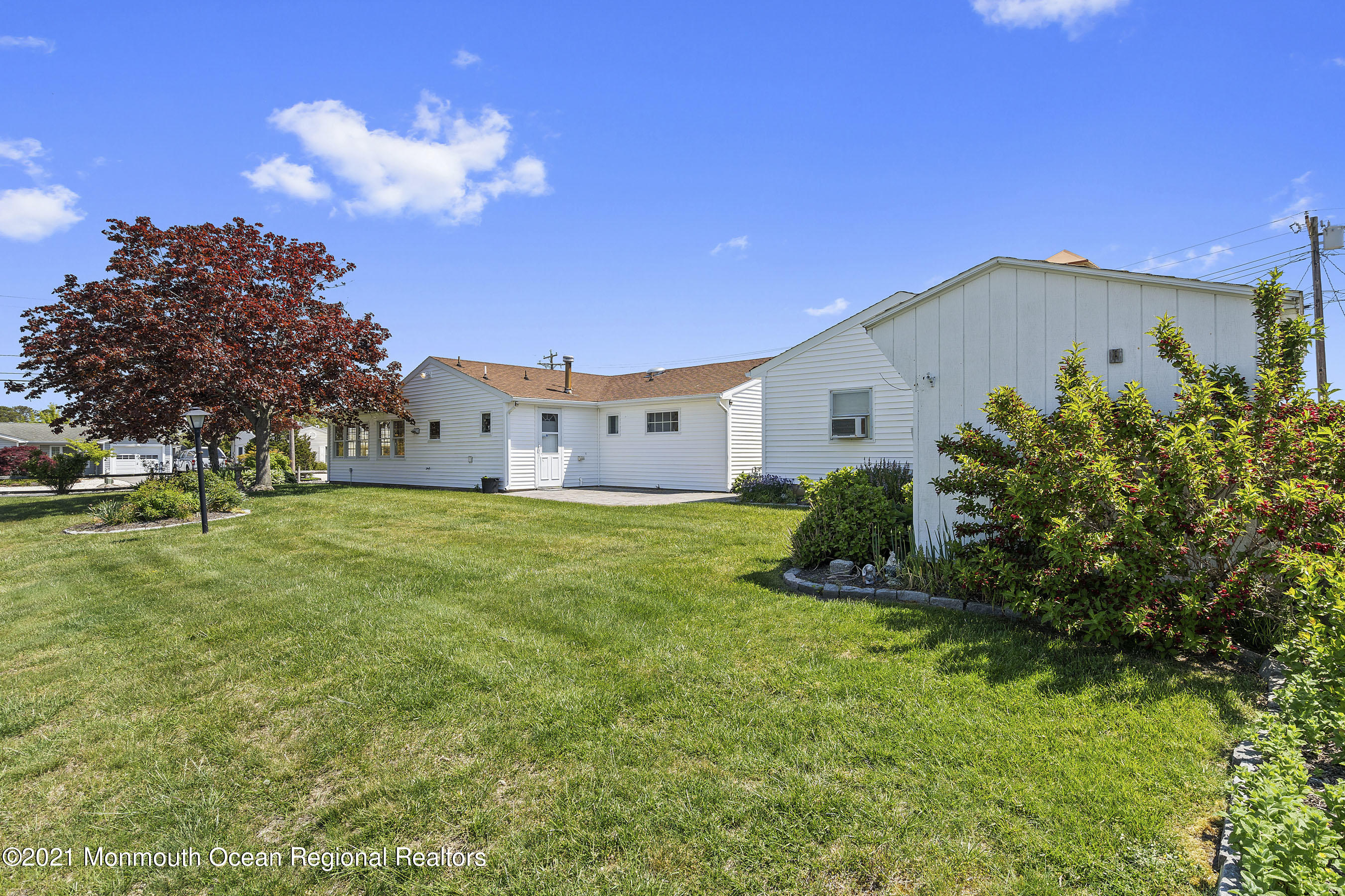 2 Cutlass Way Waretown, NJ 08758 - Photo 32 of 50 Rear right