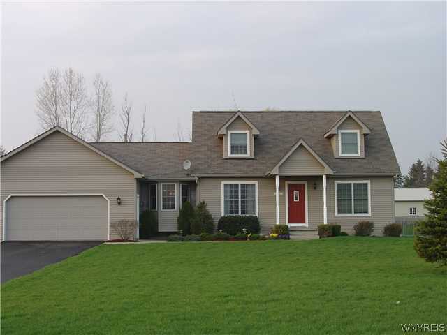10962 Keller Road Clarence, NY 14031 - Photo 1 of 1 Exterior Front