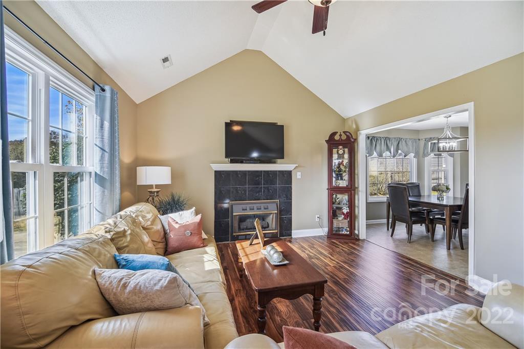 2452 Hunters Way Monroe, NC 28110 - Photo 4 of 31 Gallery Image 4