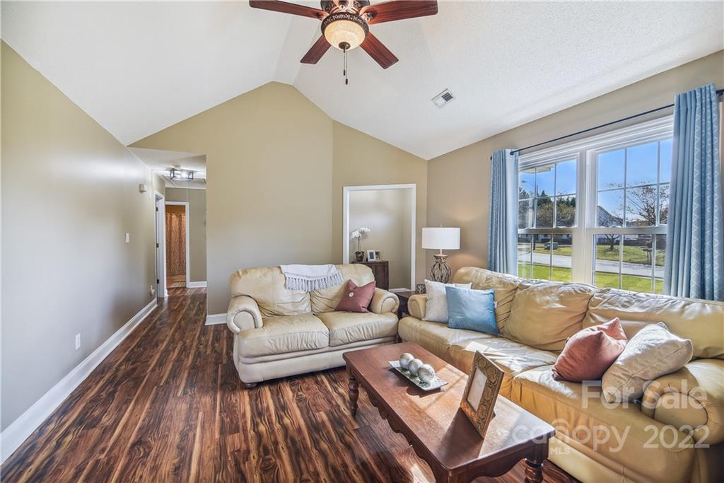 2452 Hunters Way Monroe, NC 28110 - Photo 6 of 31 Gallery Image 6