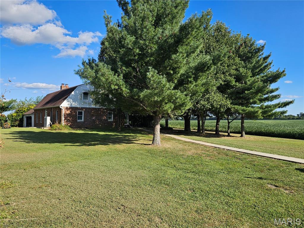 1050 Maple Grove Avenue Greenville, IL 62246 - Photo 25 of 55