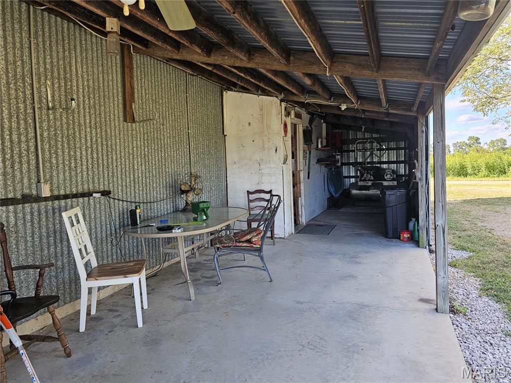 1050 Maple Grove Avenue Greenville, IL 62246 - Photo 27 of 55