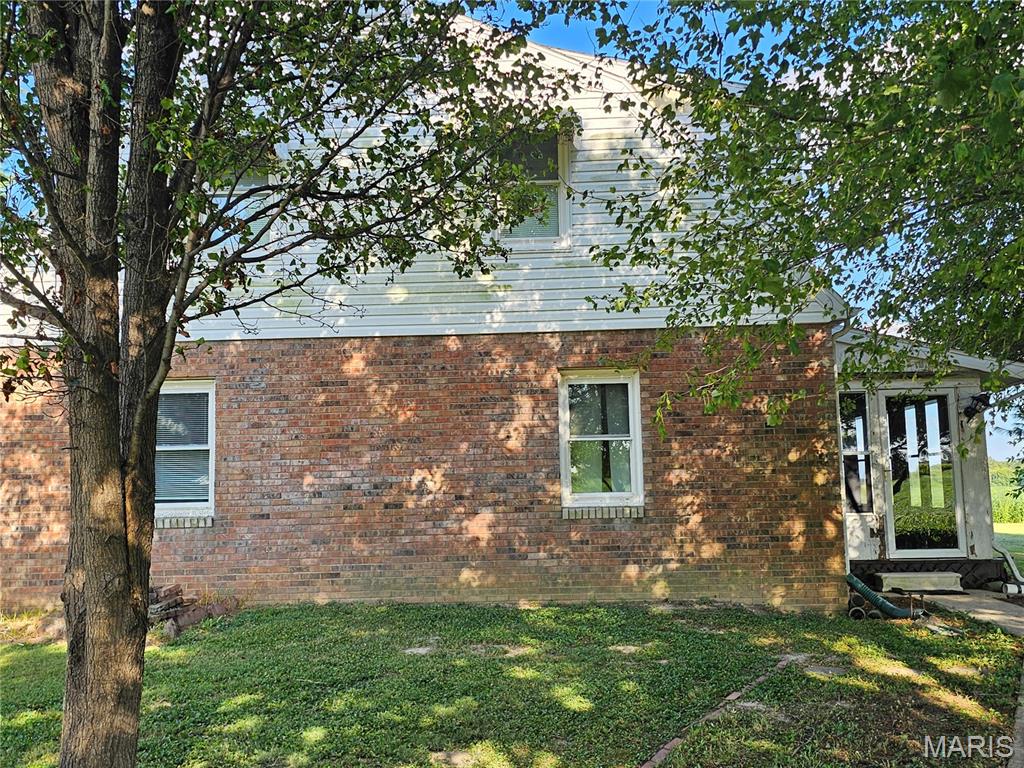 1050 Maple Grove Avenue Greenville, IL 62246 - Photo 45 of 55