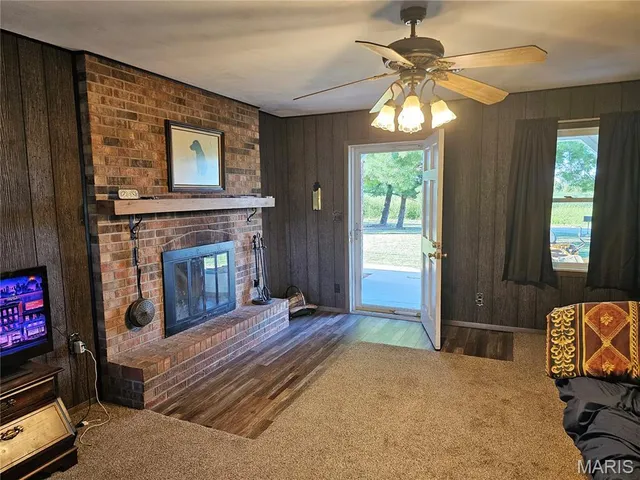 $349,000 | 1050 Maple Grove Avenue, Greenville, IL 62246