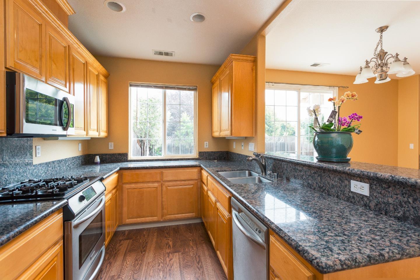 129 Toscano Loop Freedom, CA 95019 - Photo 2 of 15 Gallery Image 2