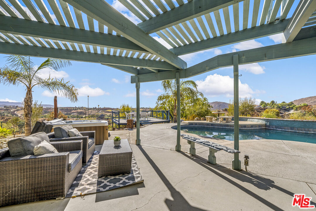 38675 Green Meadow Road Temecula, CA 92592 - Photo 20 of 74