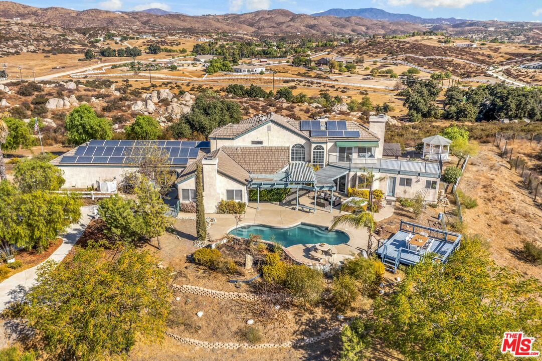 38675 Green Meadow Road Temecula, CA 92592 - Photo 3 of 74