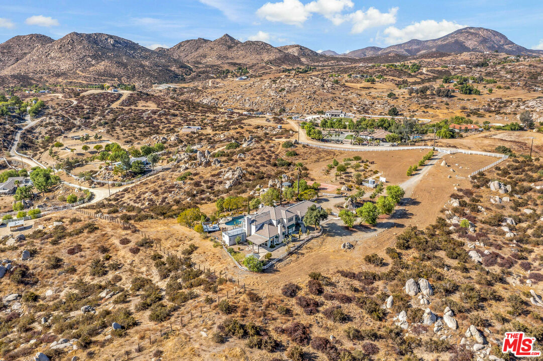 38675 Green Meadow Road Temecula, CA 92592 - Photo 10 of 74 a view of city and mountain