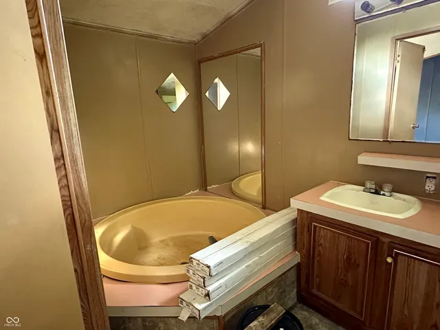 $75,000 | 71 Bubble Loo Road, Cloverdale, IN 46120