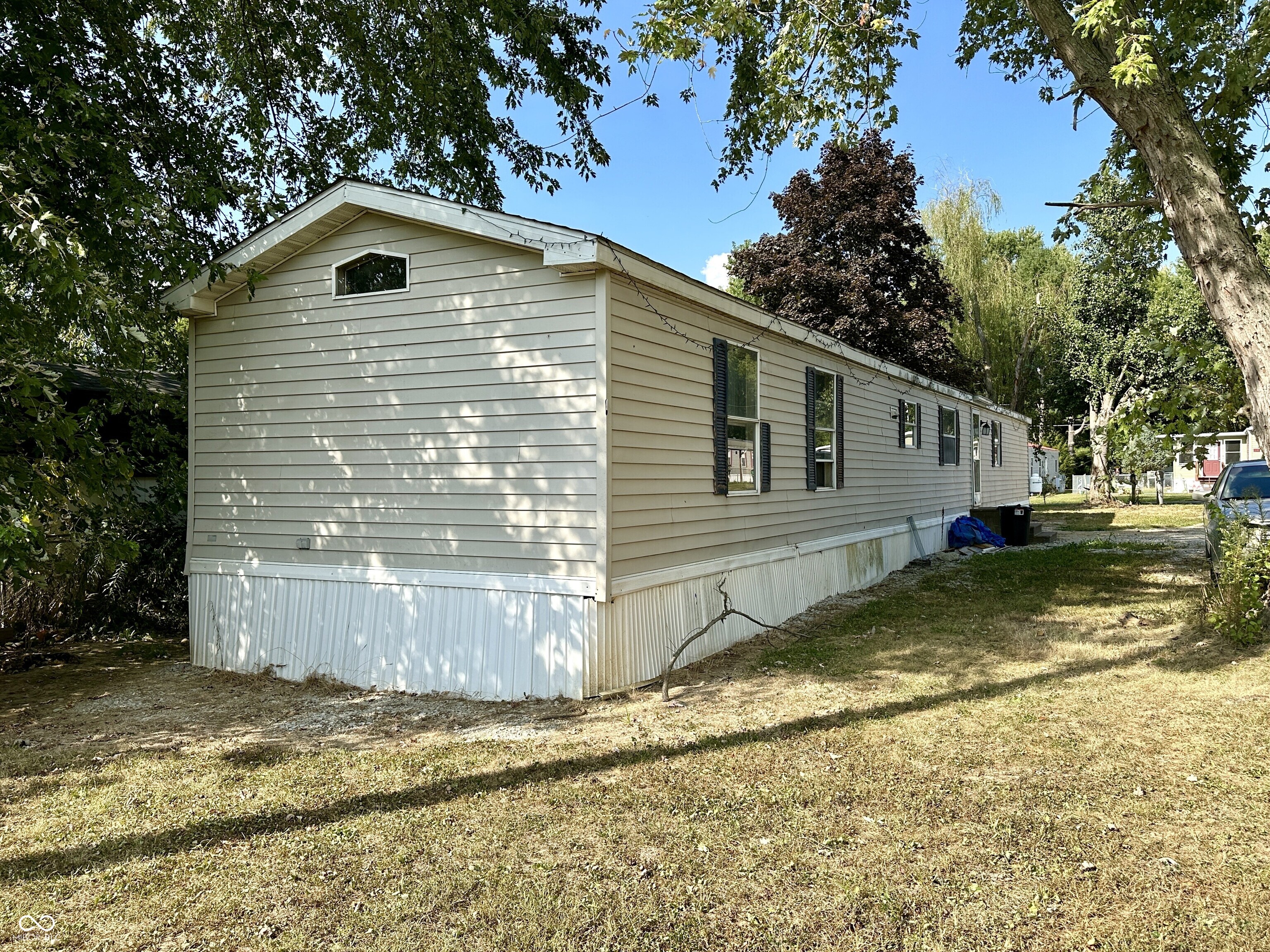 71 Bubble Loo Road Cloverdale, IN 46120 - Photo 2 of 21
