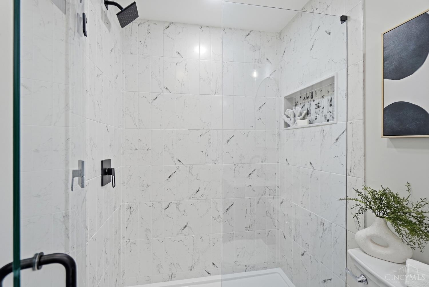 8810 Pine Road Cincinnati, OH 45242 - Photo 21 of 43 Gallery Image 21