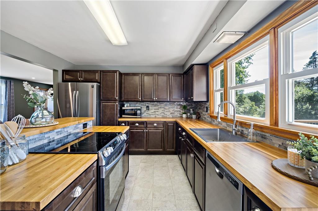 2791 Oneida Valley Road Parker, PA 16049 - Photo 9 of 24 Gallery Image 9