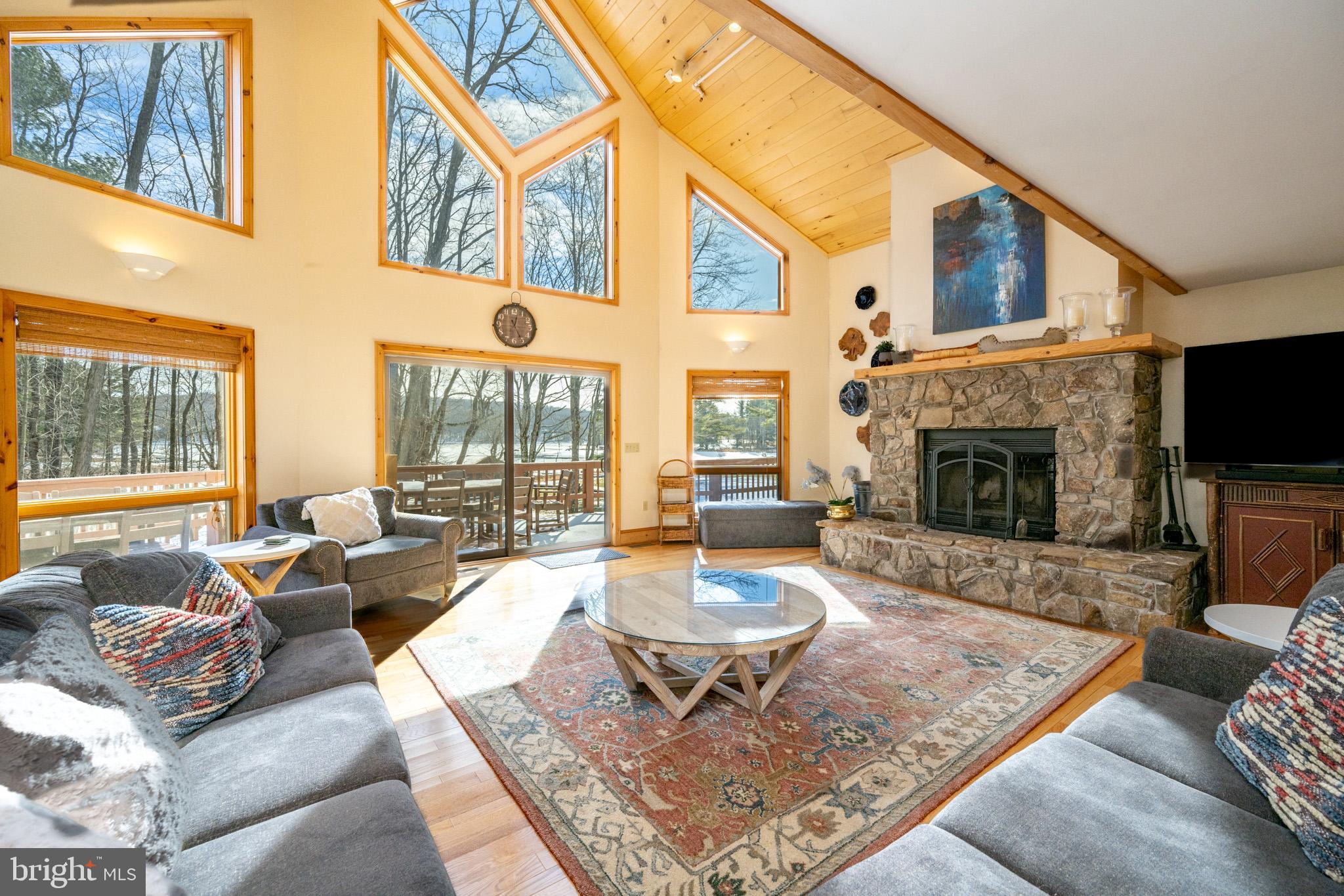 1738 Paradise Point Road Oakland, MD 21550 - Photo 16 of 97 Gallery Image 16